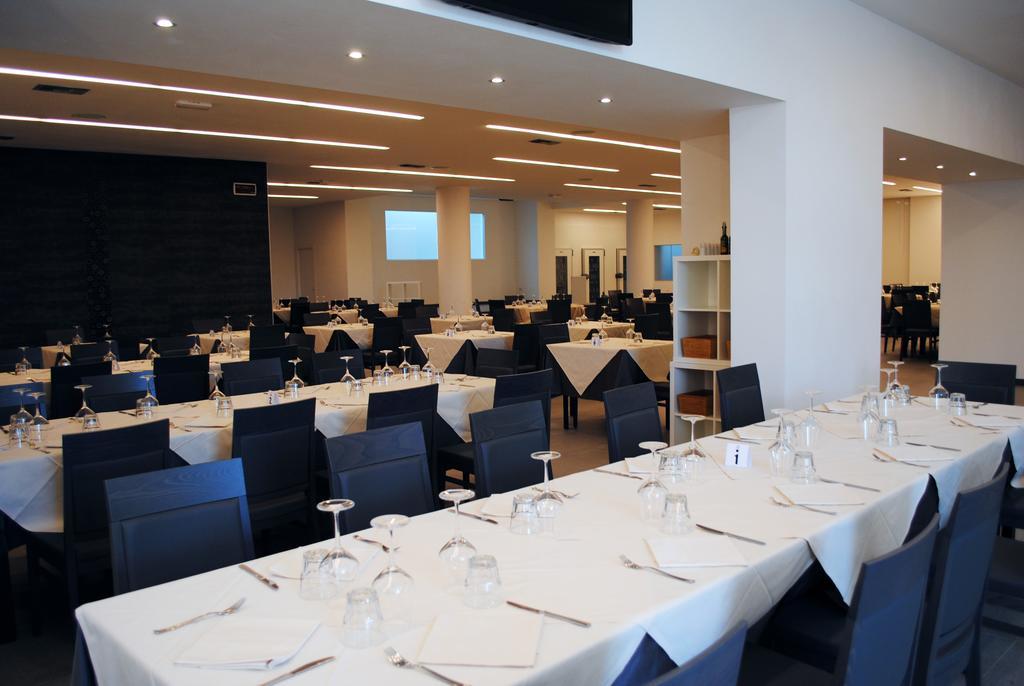 Hotel La Tavernetta كامبوباسّو المظهر الخارجي الصورة